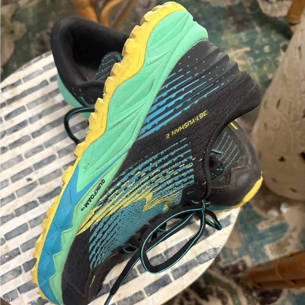 EUC 361 Yushan pro 2 trail running‎ sneakers size 7.5